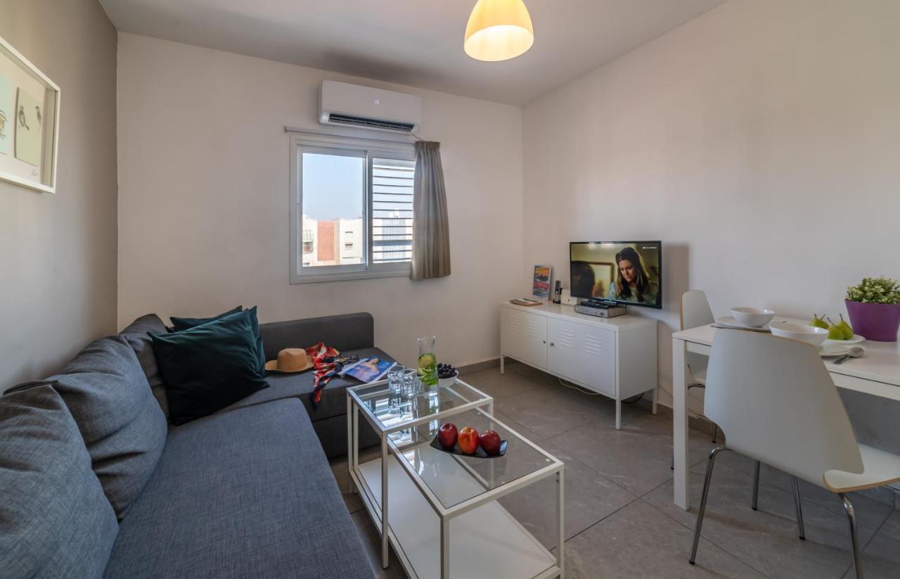 One Bedroom Apartment By Stay Eilat - Eilot Street Экстерьер фото